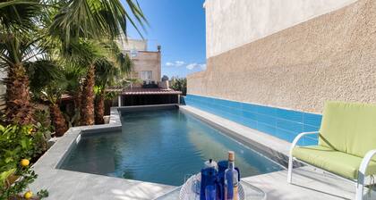 Poseidone, seafront villa with private pool in Cava d'Aliga (Scicli)