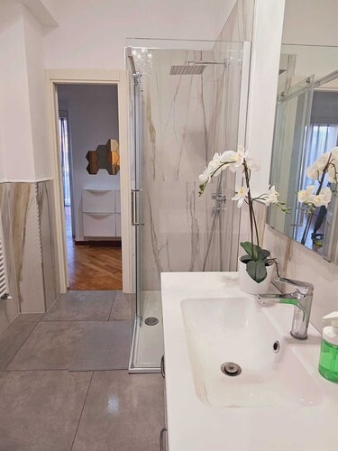 Queen chic Apartment 2