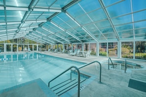 A heated pool - Coastal Escape: Walk to Beach & Resort Pool (Myrtle Beach)