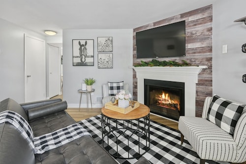 QuincyHideaway: Quaint Townhome Near DC