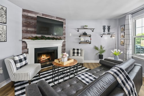 QuincyHideaway: Quaint Townhome Near DC
