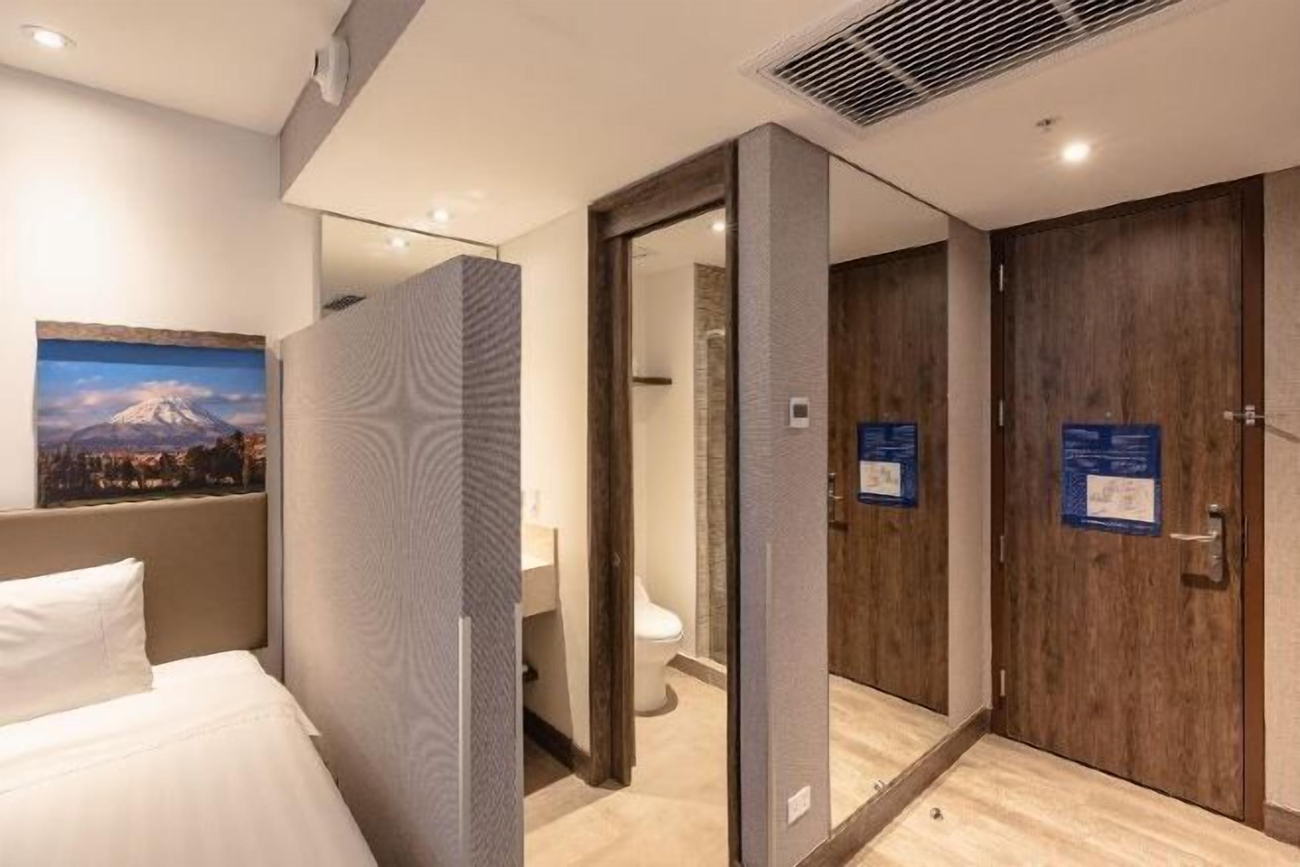 In-room safe, desk, laptop workspace, soundproofing