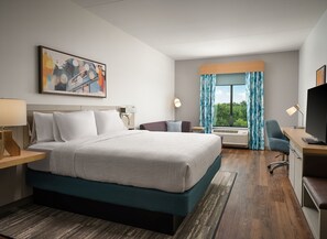 Premium bedding, in-room safe, desk, laptop workspace - Hilton Garden Inn Grapevine at Silverlake Crossing (Grapevine)