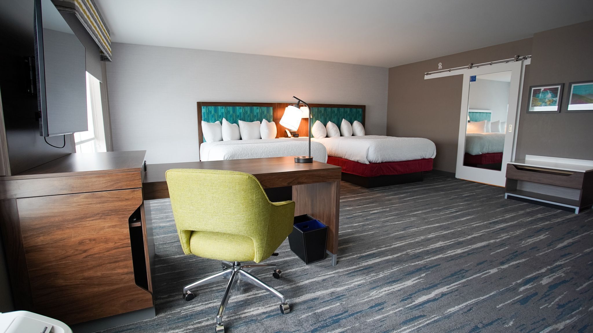 studio, 2 queen beds, non smoking, refrigerator & microwave (wet bar) | free wired internet, bed sheets