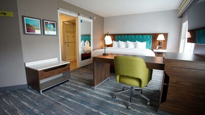 Hampton Inn & Suites St. Clairsville