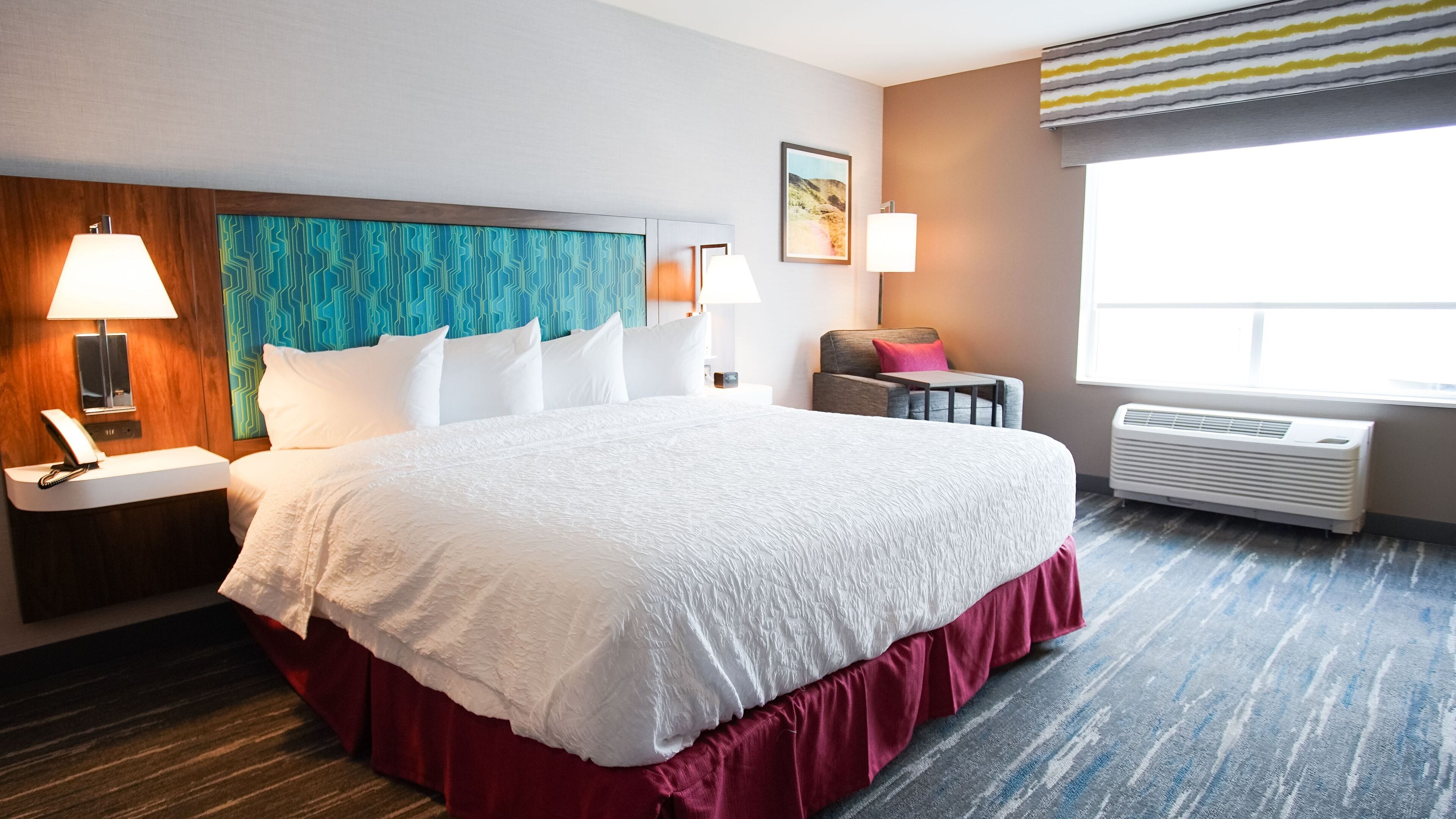 free wired internet, bed sheets