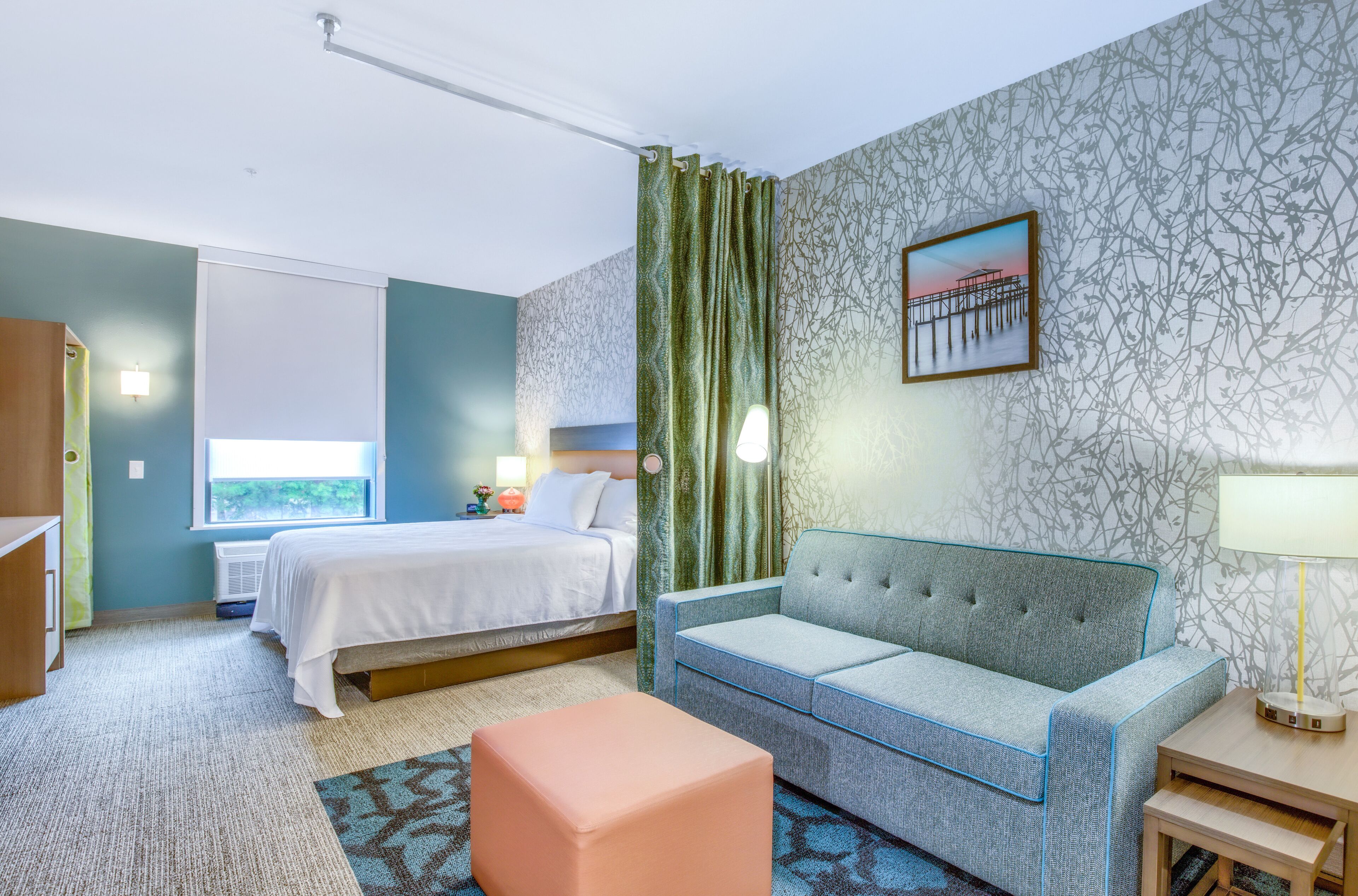 desk, laptop workspace, free wifi, bed sheets