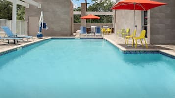 Seasonal outdoor pool