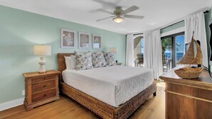 Unclassified image, 4 of 21, button - 415 Seascape by AvantStay | Beachfront Condo w/ Communal Pool Access (Isle of Palms)