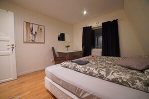 Comfort Double Room - Arctic Rooms REKTOR (Tromsø)
