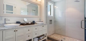 Bathroom - Tahoe Beachfront Retreat #2 by Tahoe Mountain Properties (Kings Beach)