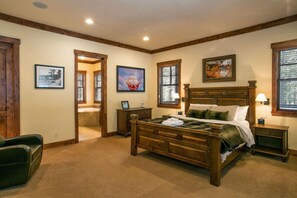 House, 6 Bedrooms | 6 bedrooms