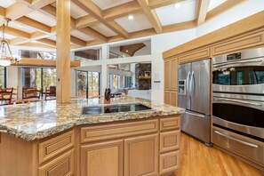 House, 6 Bedrooms | Private kitchen - Skidder Trail Estate by Tahoe Mountain Properties (Truckee)