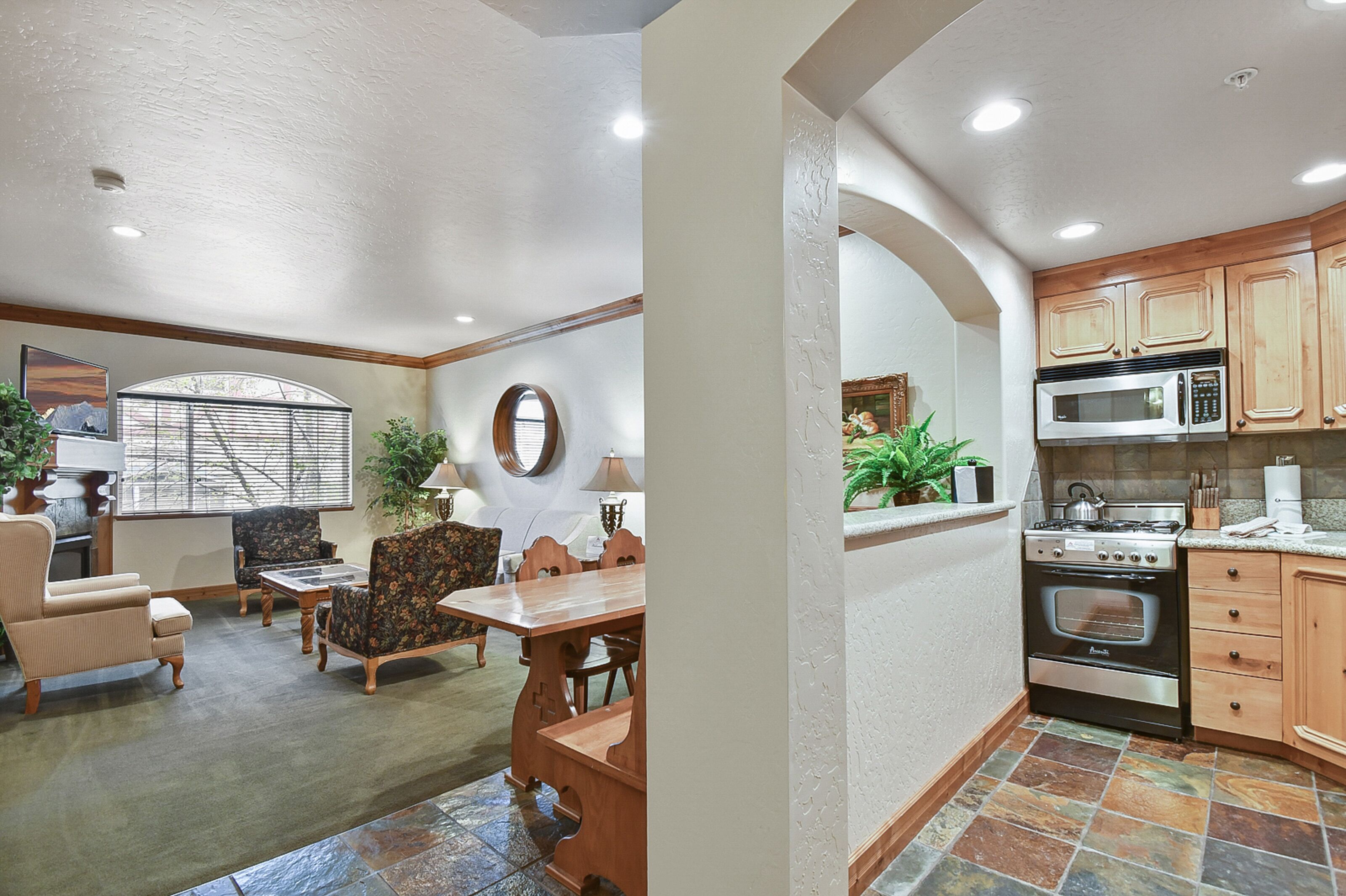 Mtn Villa Retreat~Hot Spring, Skiing & Park City Villa 2018-1