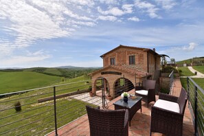 Property grounds - Villa Barbara, Peccioli, Pisa and Valdera (Peccioli)