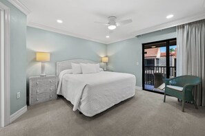 3 室のベッドルーム、アイロン / アイロン台、WiFi (無料)、ベッドシーツ