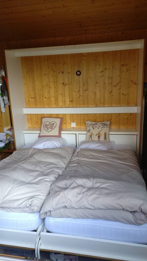 5 bedrooms, iron/ironing board, WiFi