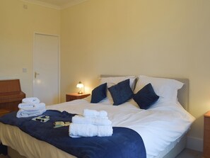 2 bedrooms, free WiFi, bed sheets