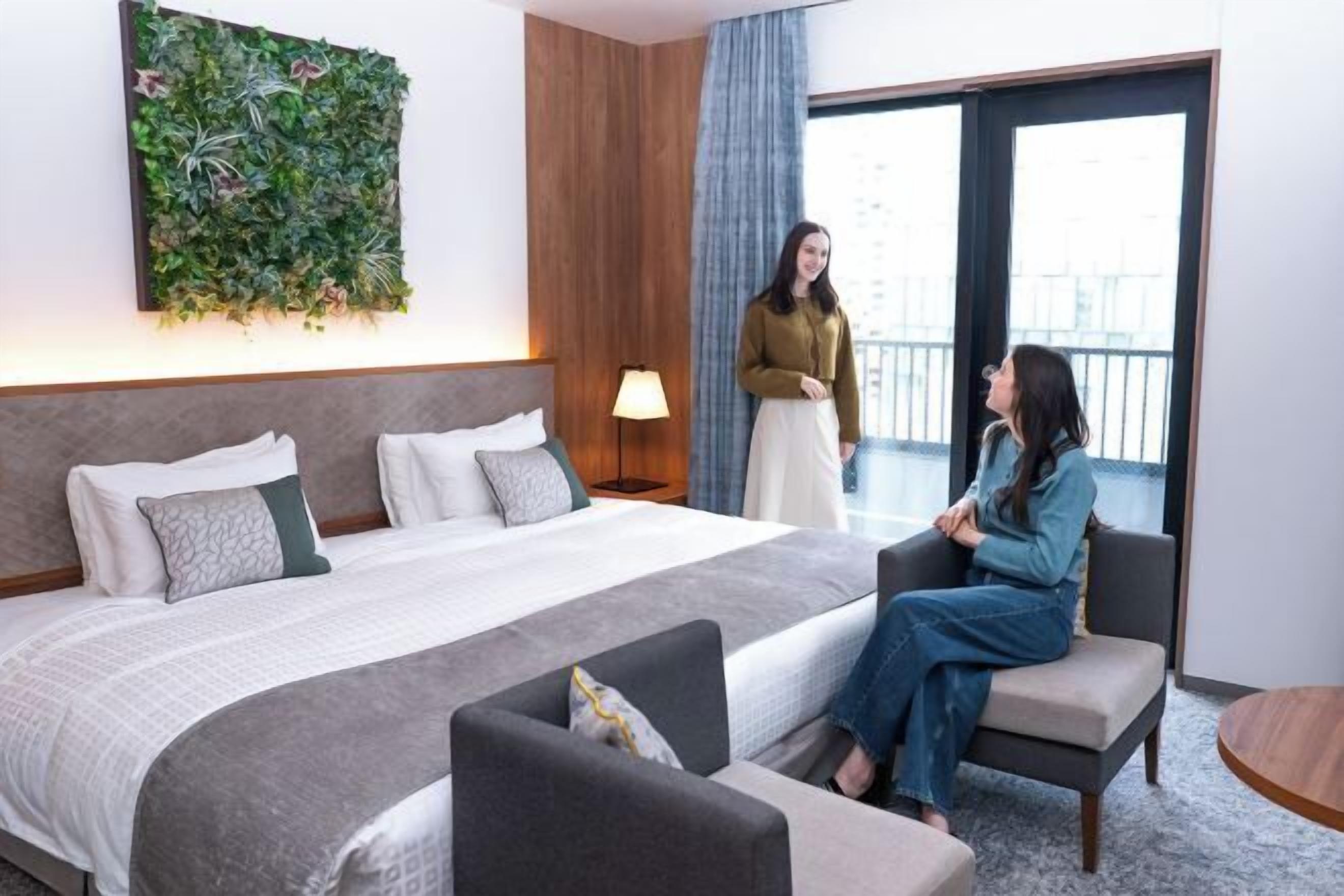 Lydisolert, strykejern/-brett, wi-fi (inkludert) og sengetøy