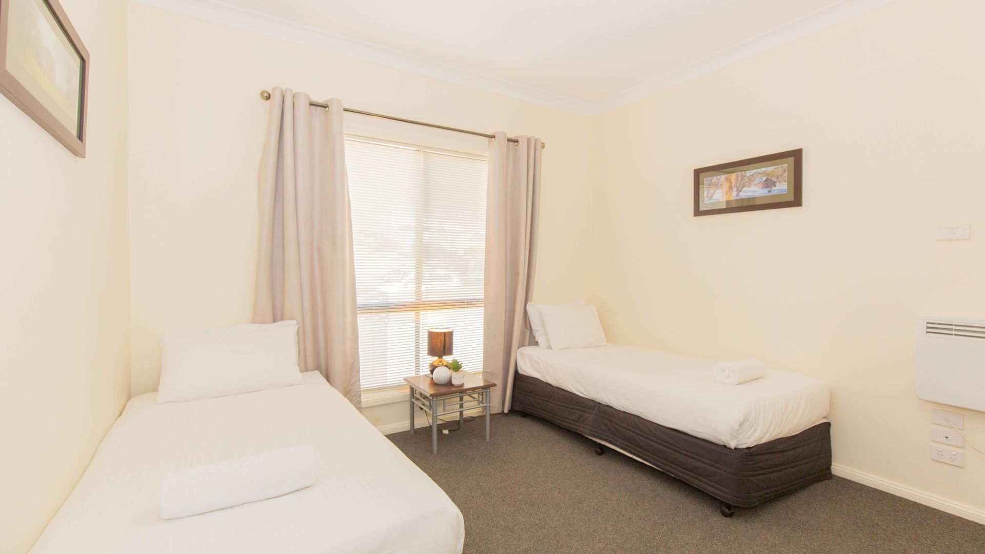 Alaska - 2/8 Poley Cow Lane — image 13