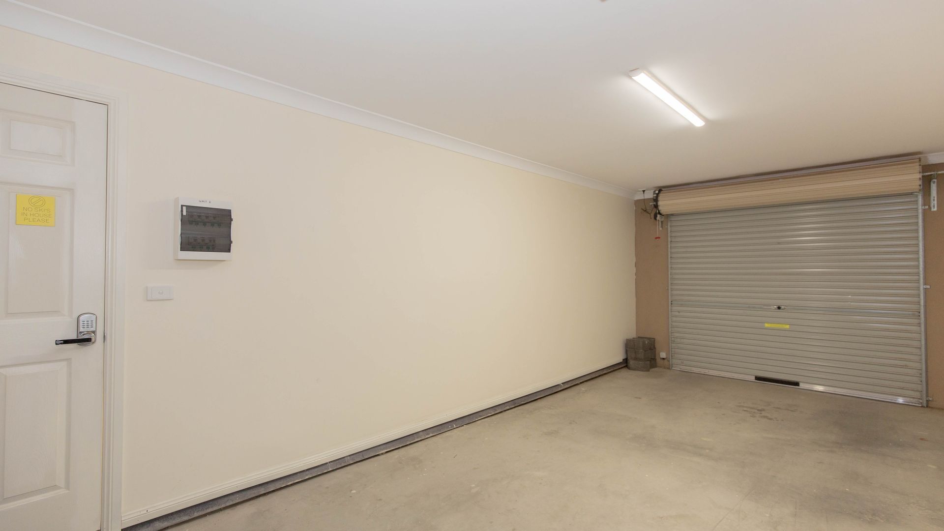 Alaska - 2/8 Poley Cow Lane — image 16