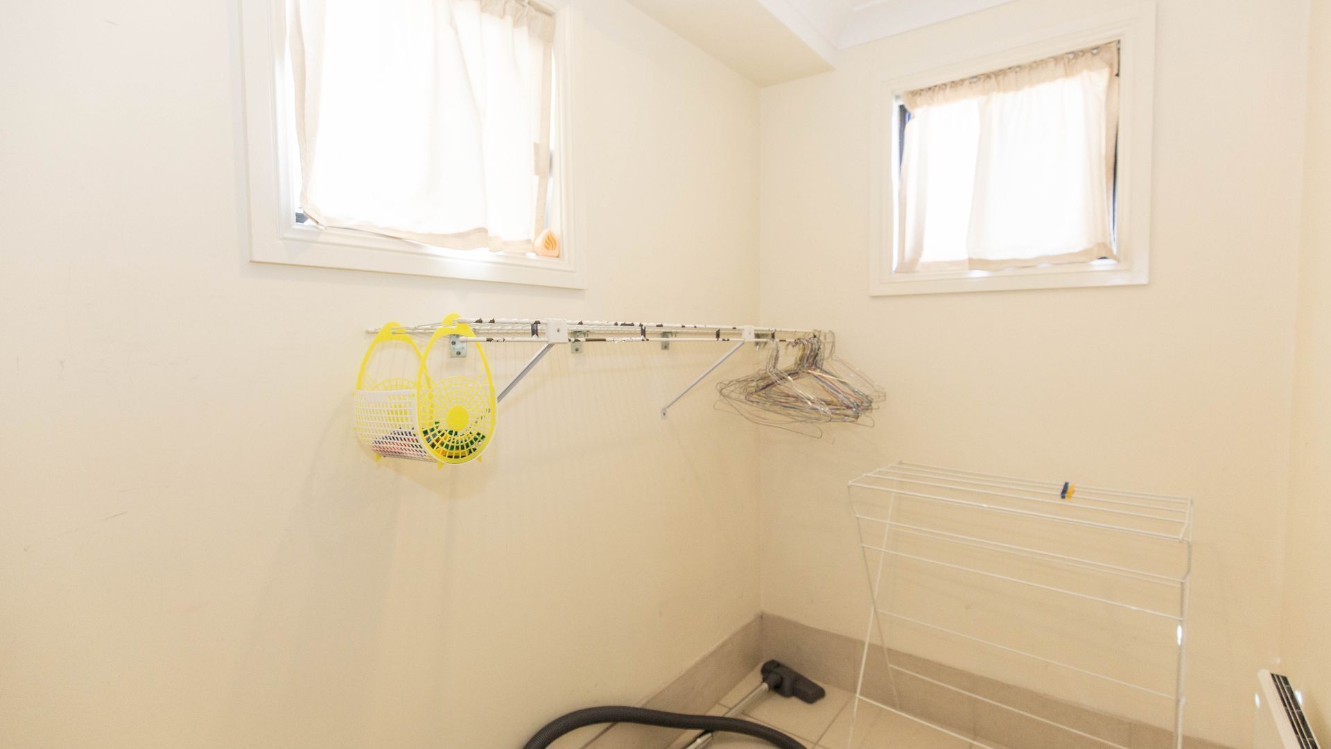 Alaska - 2/8 Poley Cow Lane — image 3