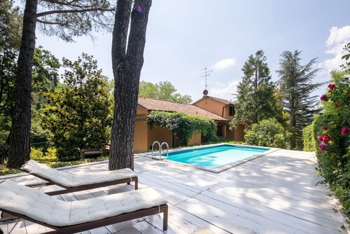 Villa la Bruscola by MMega