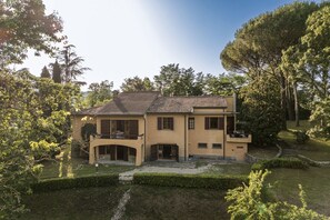 Exterior - Villa la Bruscola by MMega (Barberino di Mugello)