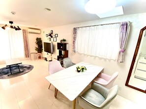 Basic House | 3 bedrooms, blackout curtains, iron/ironing board, free WiFi - Eternity HOUSE Shinjuku-Okubo (Tokyo)