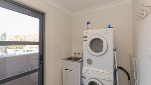 Interior - Northstar - 1/17 Kirwan Close (Jindabyne)