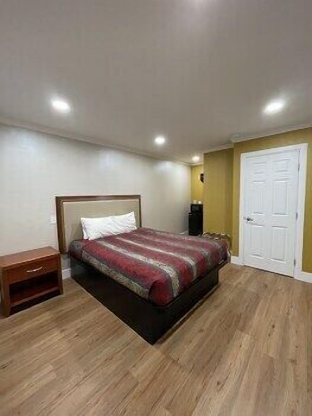 Desk, blackout drapes, iron/ironing board, free WiFi