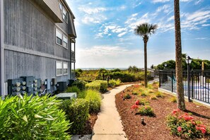 Property grounds - A Place At The Beach 1K - Two Bedroom, Two Bath Ocean View Condo (Garden City Beach)