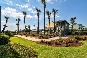Exterior - A Place At The Beach 1K - Two Bedroom, Two Bath Ocean View Condo (Garden City Beach)