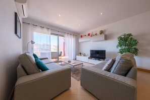 Fernseher, DVD-Player