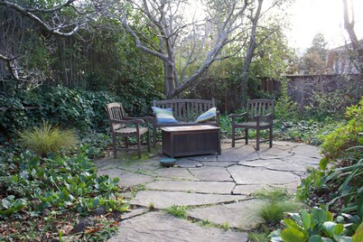 The Tudor Rose - A classy, comfortable getaway