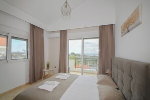 Iron/ironing board, Internet - Piccolo Paradiso Villa A (Lachania)