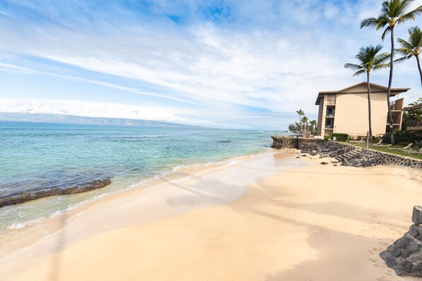 Una playa cerca, toallas de playa