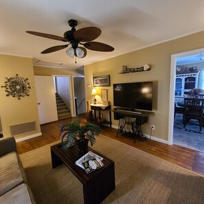 Smart TV, DVD player, offices