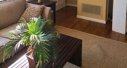 House on the Hill - 5 Beds, 2 Baths Near Downtown Zebulon