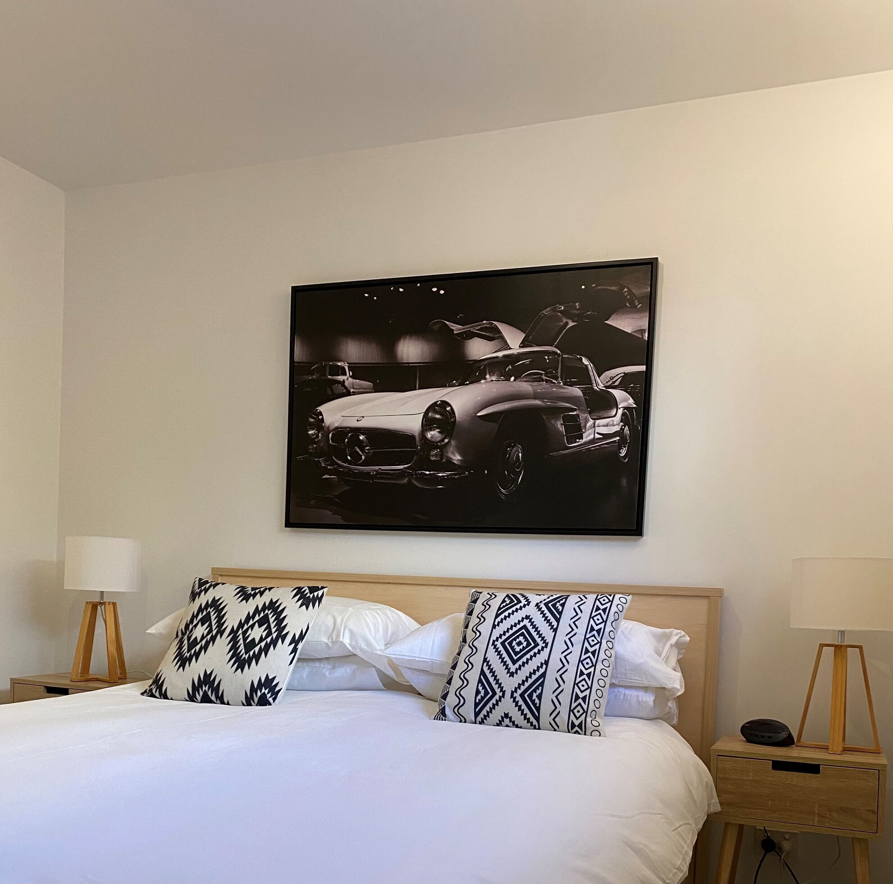Spacious attractive apartment — image 6