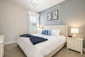 4 bedrooms, iron/ironing board, WiFi, bed sheets