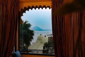 Interior - Barchola Boutique By Moustache (Udaipur)