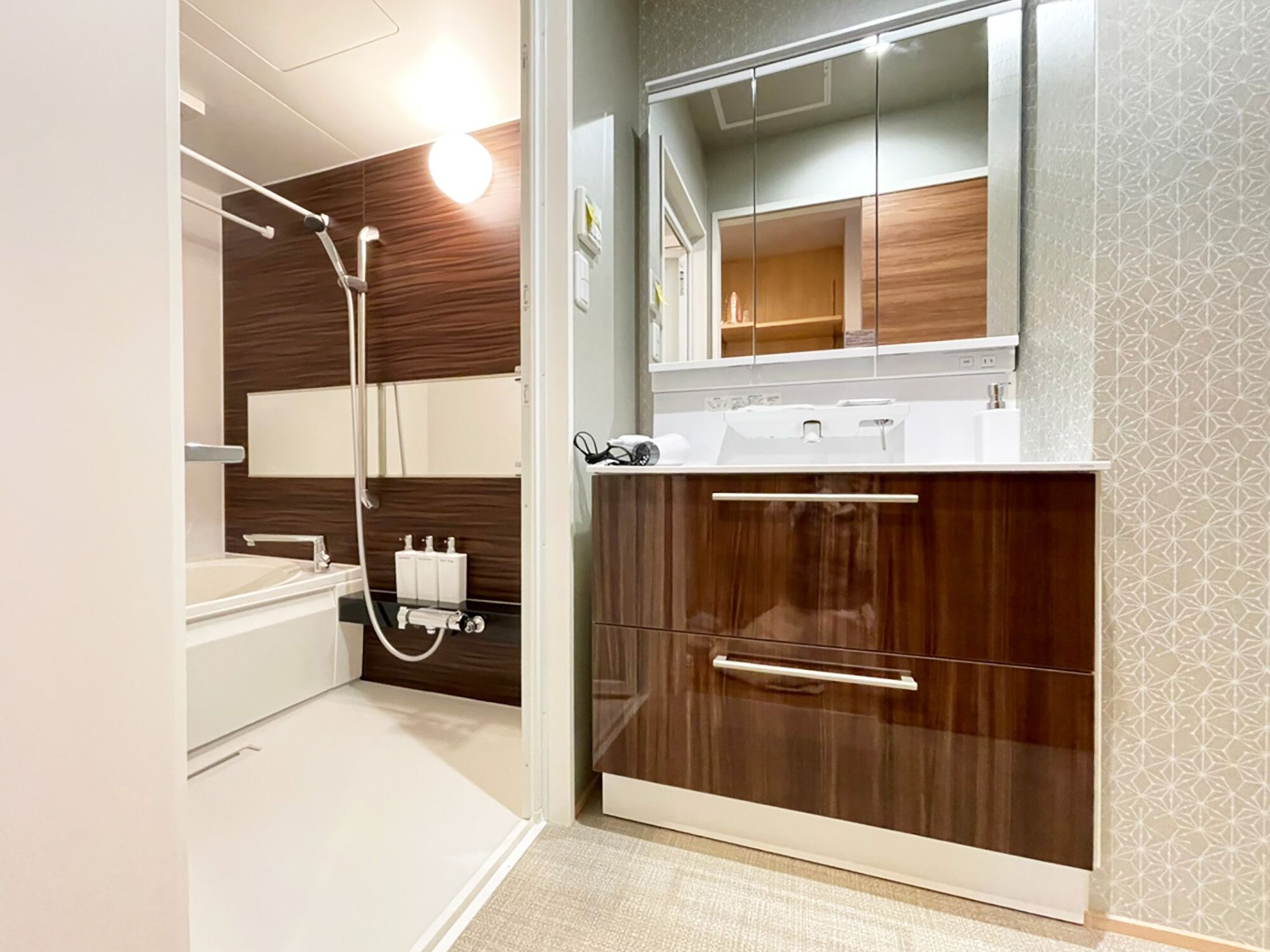 Superior Family Room (202), Non Smoking  (Please contact the property in advance to use Sofa Bed) | Bathroom | Separate tub and shower, free toiletries, hair dryer, slippers