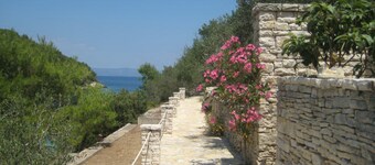 Stone House Mia - Prihonja