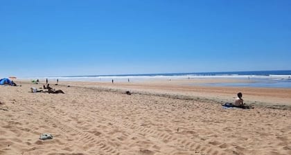 Spacious house in the Oleron region, in a quiet location, within walking distance of the beach and shops.