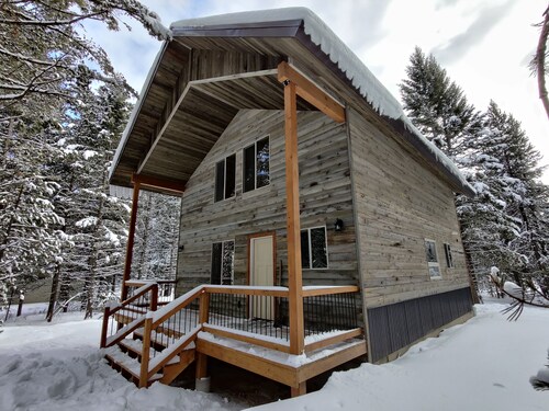  New listing new construction 19 miles to Yellowstone free Wifi 