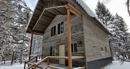 New listing new construction 19 miles to Yellowstone free Wifi