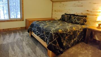 4 bedrooms, iron/ironing board, travel cot, free WiFi