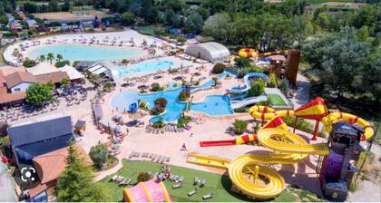 Mas Ferme du Chateau Montplaisir 4* "Castle side"