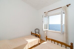 House (Three Bedroom Holiday Home)